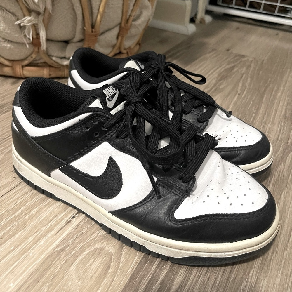WOMENS SNEAKERS